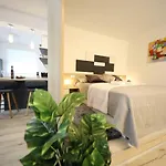 Sens Apartment
