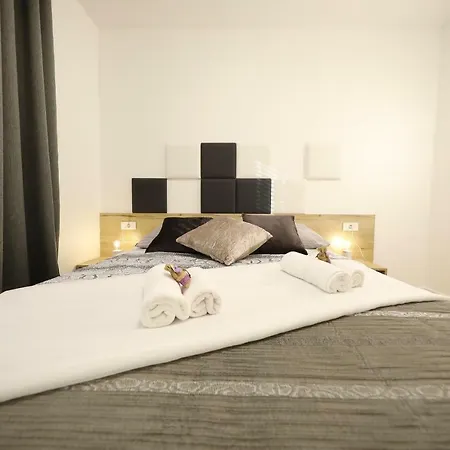 Lejlighed Sens Zadar